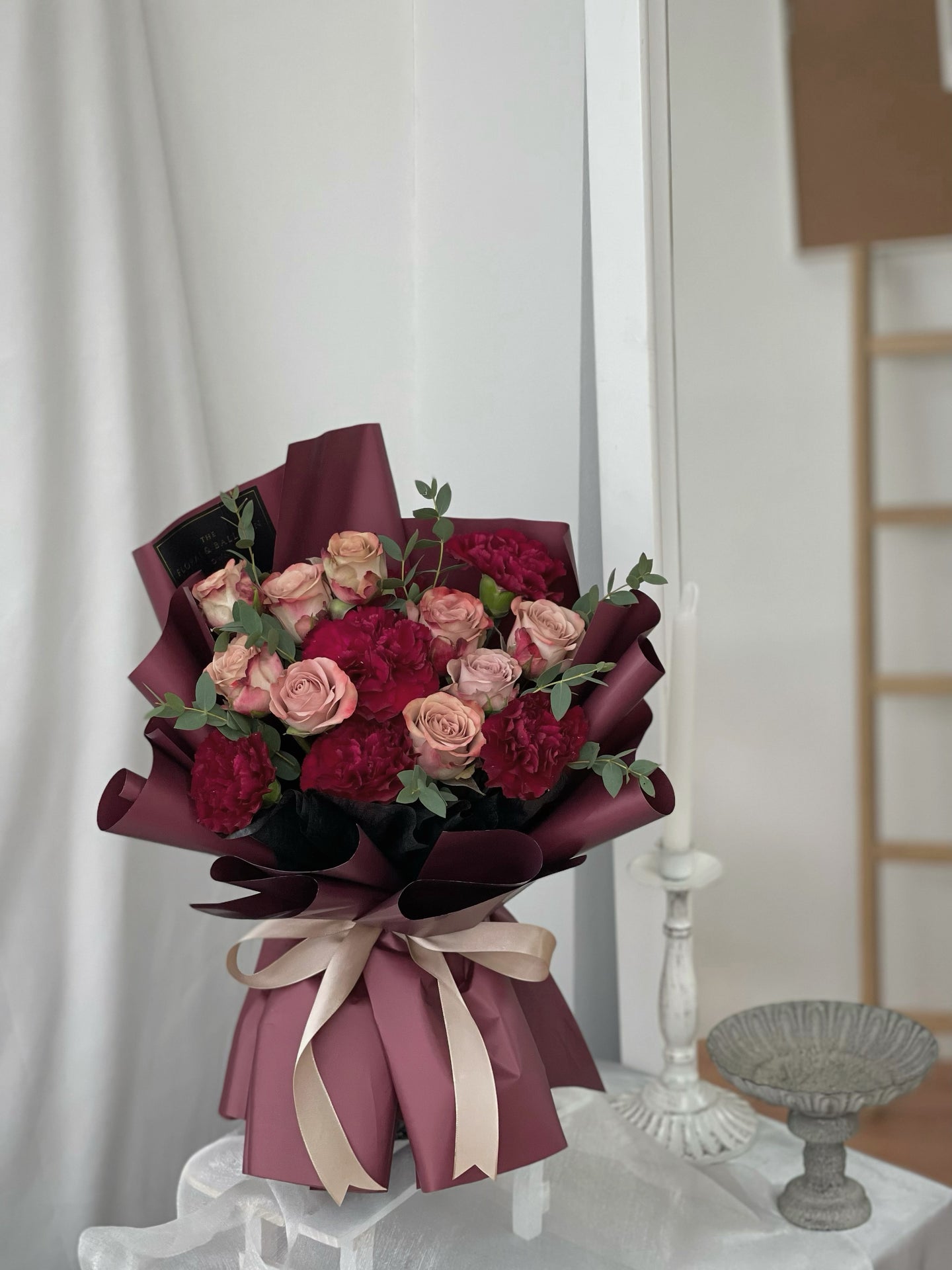 Cappuccino Roses with Burgundy Carnations